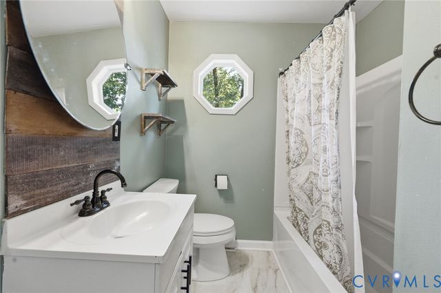 12716 S Chester Rd, Chester, VA 23831