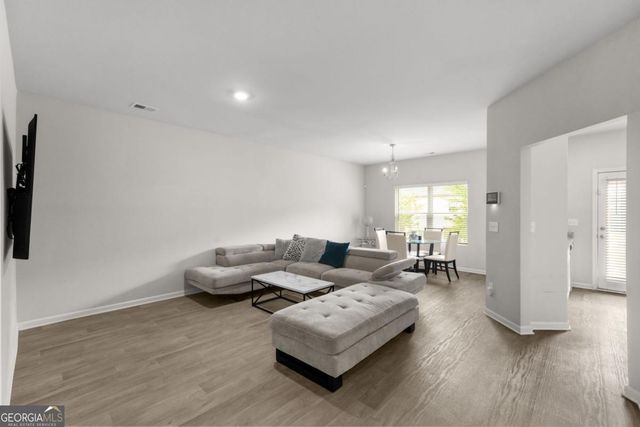 6907 Rogers Point, Lithonia, GA 30058