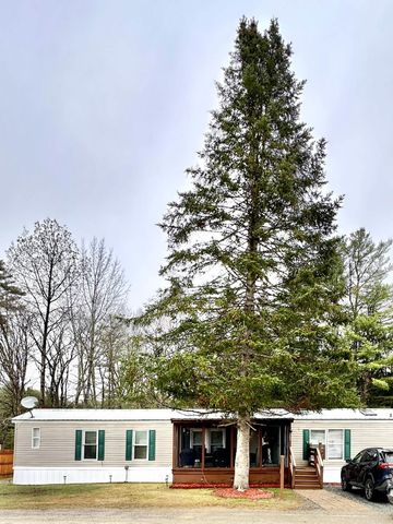 242 Riverside Drive, Campton, NH 03223