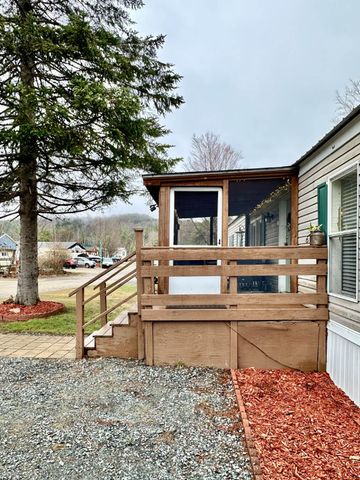 242 Riverside Drive, Campton, NH 03223