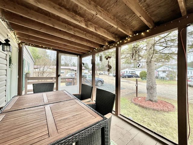 242 Riverside Drive, Campton, NH 03223