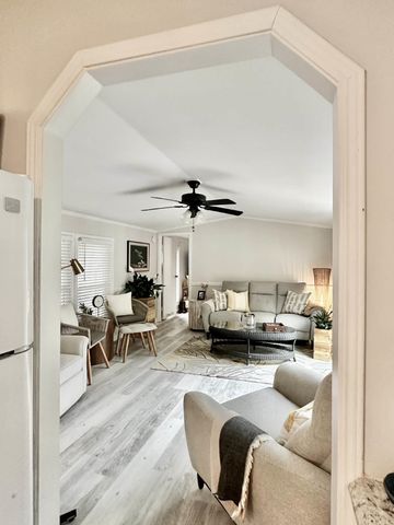242 Riverside Drive, Campton, NH 03223