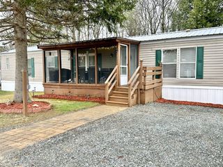 242 Riverside Drive, Campton, NH 03223
