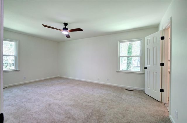 132 Echota Avenue NE, Calhoun, GA 30701