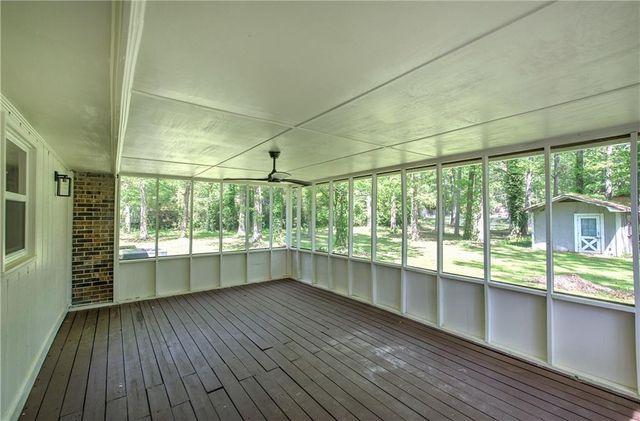 132 Echota Avenue NE, Calhoun, GA 30701