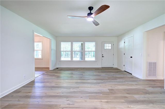 132 Echota Avenue NE, Calhoun, GA 30701