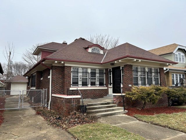 3927 N 16th STREET, Milwaukee, WI 53206