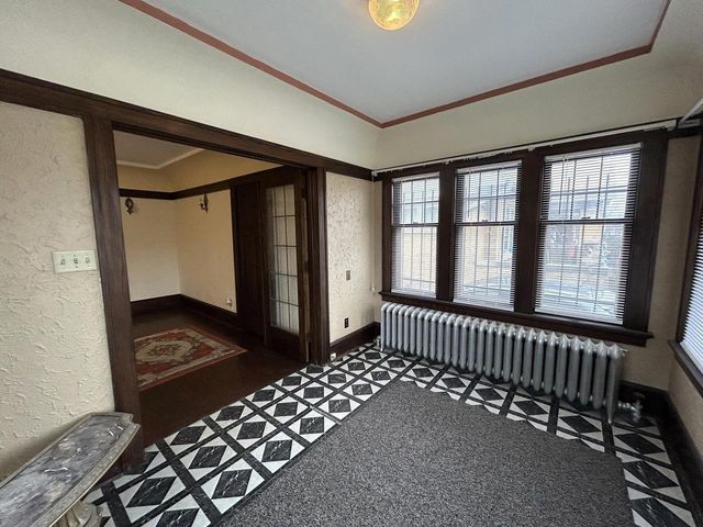 3927 N 16th STREET, Milwaukee, WI 53206