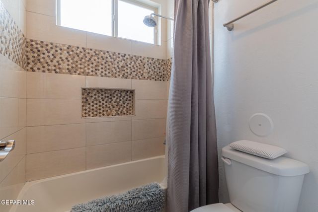 1271 HIDDEN DESERT Lane, El Paso, TX 79912