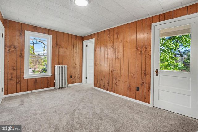 23 PARK AVE, Littlestown, PA 17340