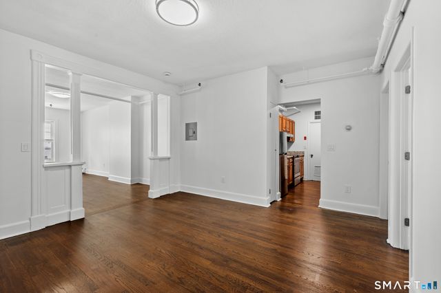187 Bank Street 302, New London, CT 06320