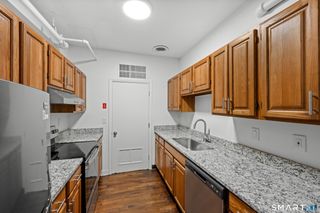 187 Bank Street 302, New London, CT 06320