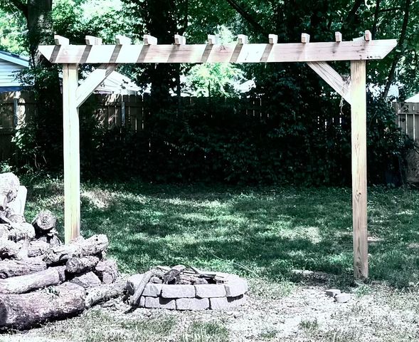 1330 N Fulbright Avenue, Springfield, MO 65802