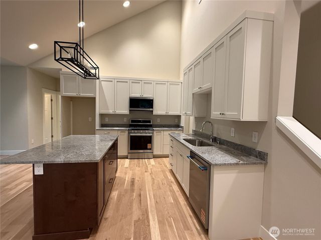 12288 Madrona Road SW, Port Orchard, WA 98367