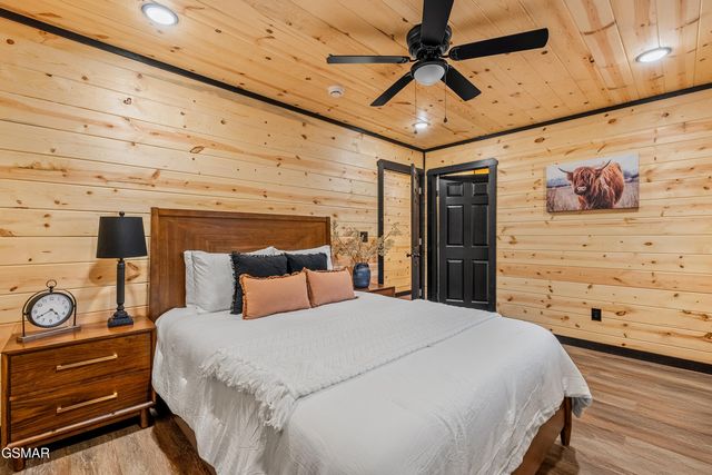 2881 Caughron Mountain Road, Sevierville, TN 37876