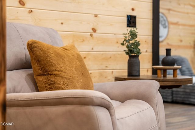 2881 Caughron Mountain Road, Sevierville, TN 37876