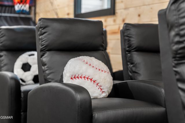 2881 Caughron Mountain Road, Sevierville, TN 37876