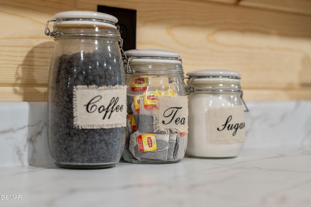 2881 Caughron Mountain Road, Sevierville, TN 37876