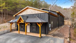 2881 Caughron Mountain Road, Sevierville, TN 37876