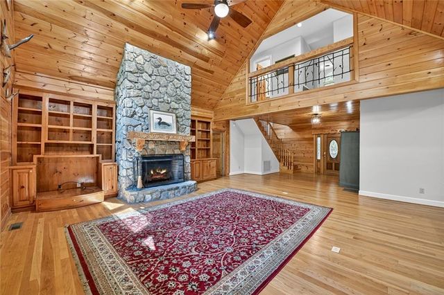 88 Pauls Lane, Ellijay, GA 30536