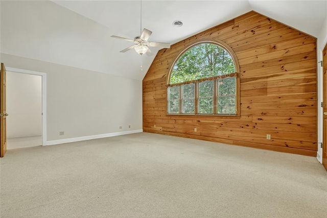 88 Pauls Lane, Ellijay, GA 30536