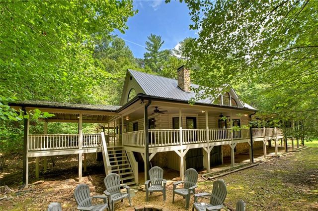 88 Pauls Lane, Ellijay, GA 30536
