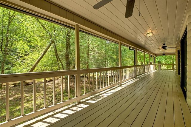 88 Pauls Lane, Ellijay, GA 30536