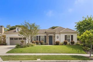 7062 Crystalline DR, Carlsbad, CA 92011