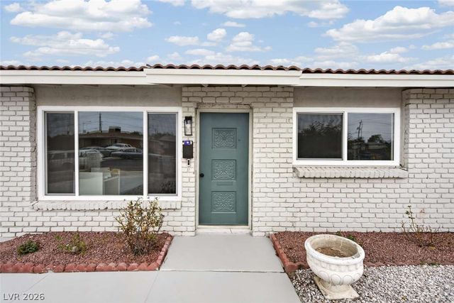1669 North G Street, Las Vegas, NV 89106
