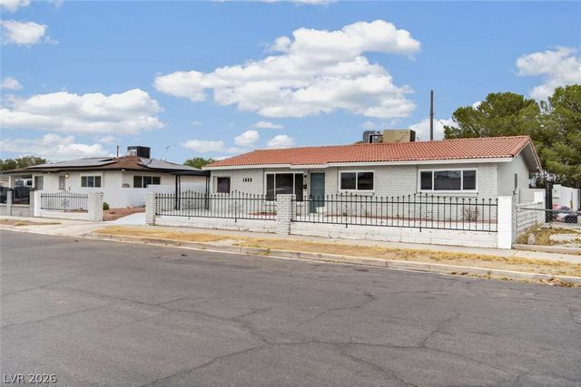 1669 North G Street, Las Vegas, NV 89106