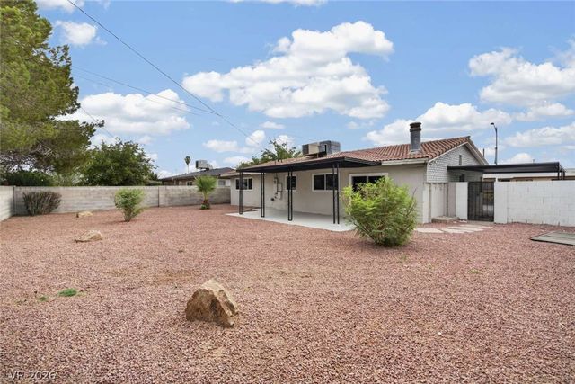 1669 North G Street, Las Vegas, NV 89106