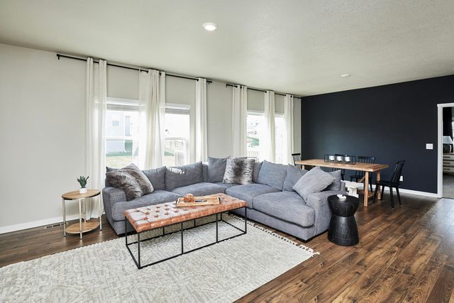 3811 NW 13th Street, Ankeny, IA 50023