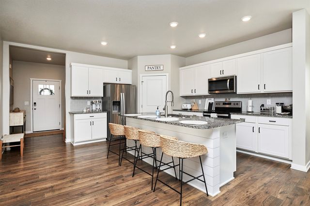 3811 NW 13th Street, Ankeny, IA 50023
