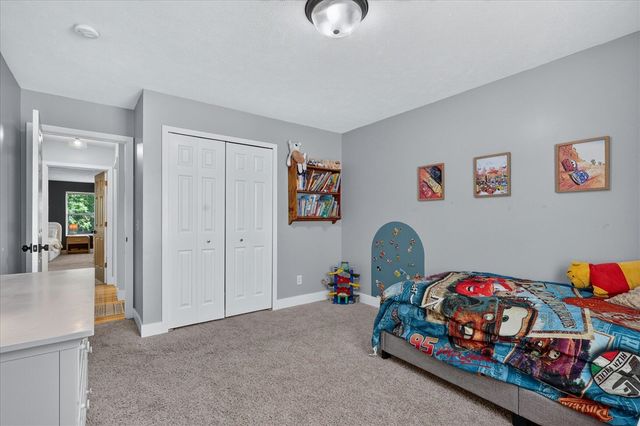 8669 Lilly Ridge Drive, Alto, MI 49302