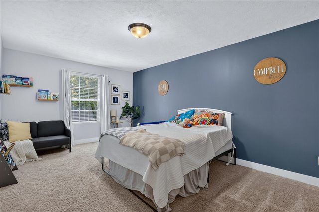 8669 Lilly Ridge Drive, Alto, MI 49302