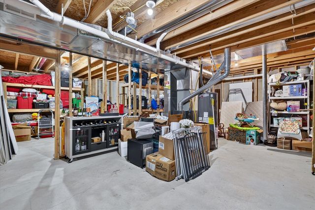 8669 Lilly Ridge Drive, Alto, MI 49302