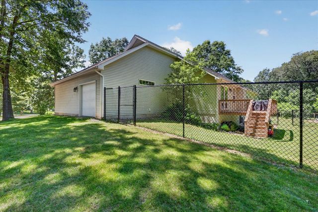 8669 Lilly Ridge Drive, Alto, MI 49302