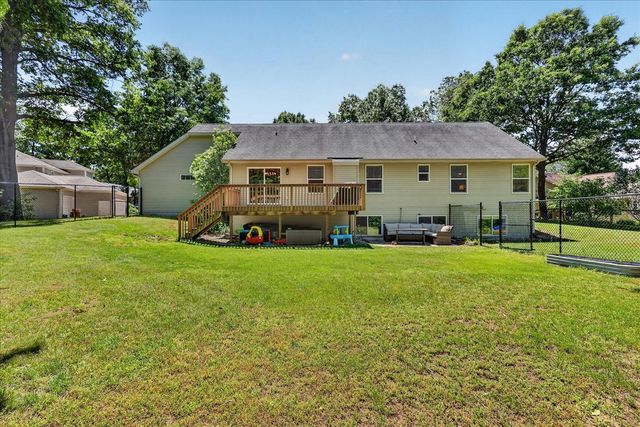 8669 Lilly Ridge Drive, Alto, MI 49302