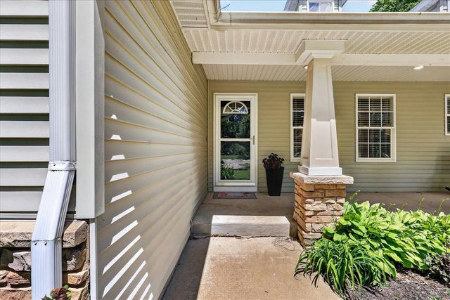 8669 Lilly Ridge Drive, Alto, MI 49302