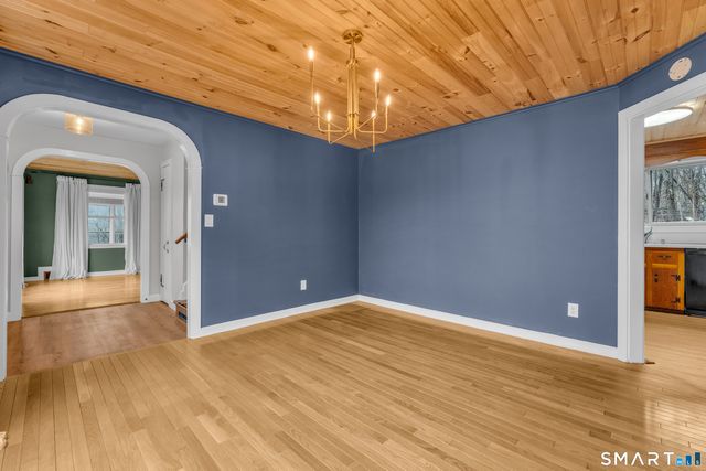 13 Fontaine Court, Norwich, CT 06380