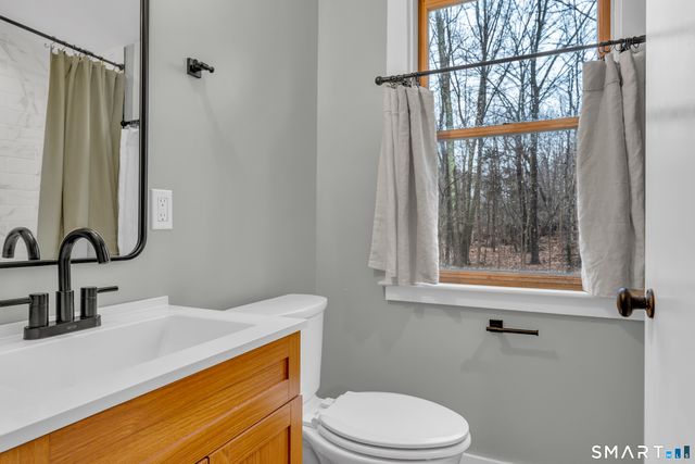 13 Fontaine Court, Norwich, CT 06380