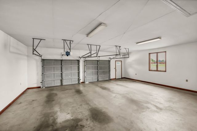 1177 Meriwether Rd, Clarksville, TN 37040