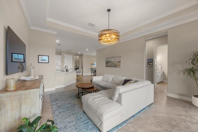 7036 WHITTLEBURY TRAIL, Bradenton, FL 34202