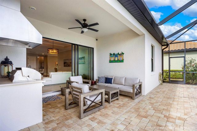 7036 WHITTLEBURY TRAIL, Bradenton, FL 34202