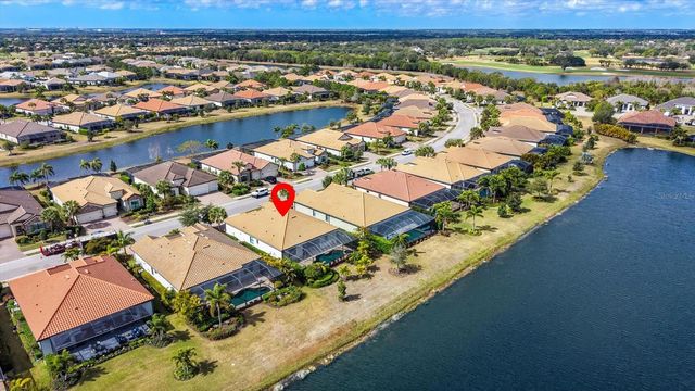 7036 WHITTLEBURY TRAIL, Bradenton, FL 34202