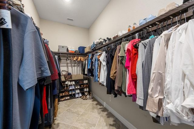 7036 WHITTLEBURY TRAIL, Bradenton, FL 34202