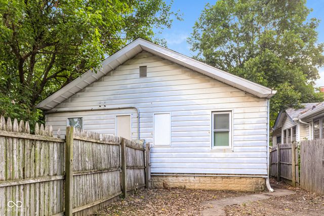 927 N Chester Avenue, Indianapolis, IN 46201