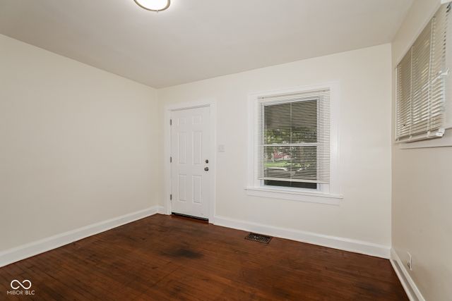 927 N Chester Avenue, Indianapolis, IN 46201