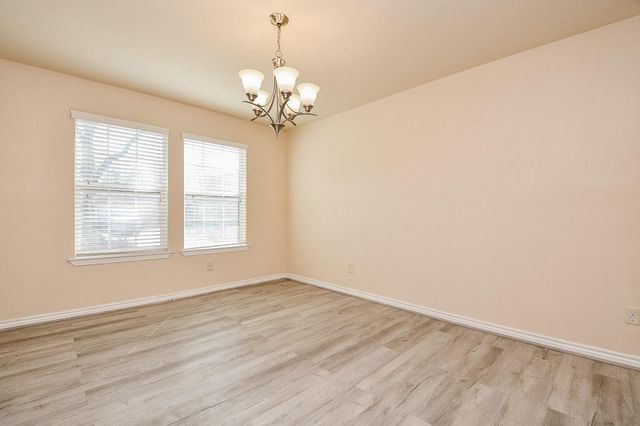 10439 Lauren Creek Drive, Baytown, TX 77523