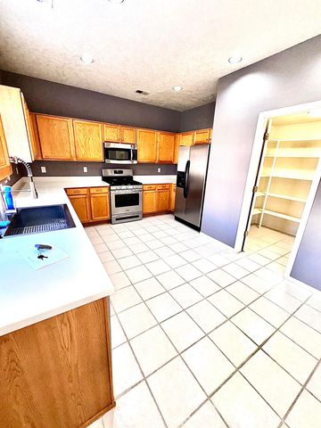 7039 Casa Elena Drive NE, Albuquerque, NM 87113
